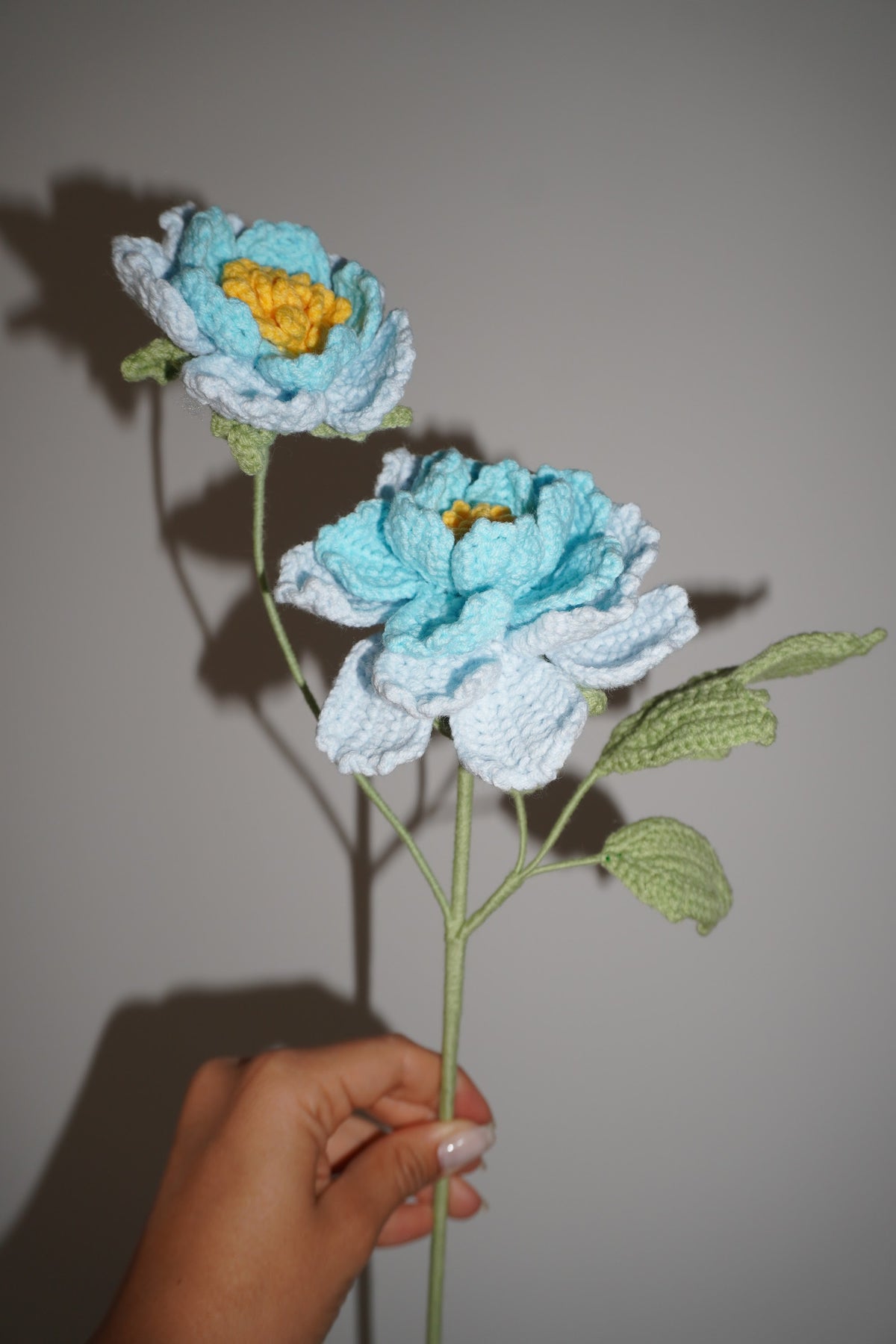 Peonía Tejida en Crochet color azul (x2) – Olga's Gallery