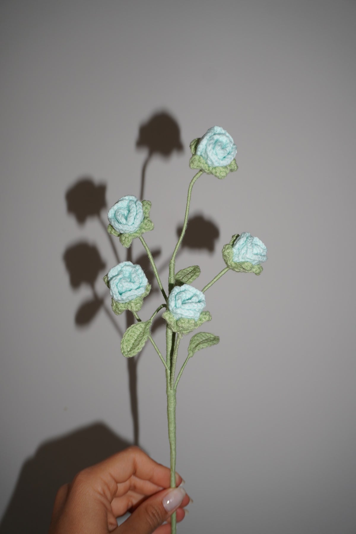 Mini Rosas Tejidas en Crochet x5 color azules – Olga's Gallery
