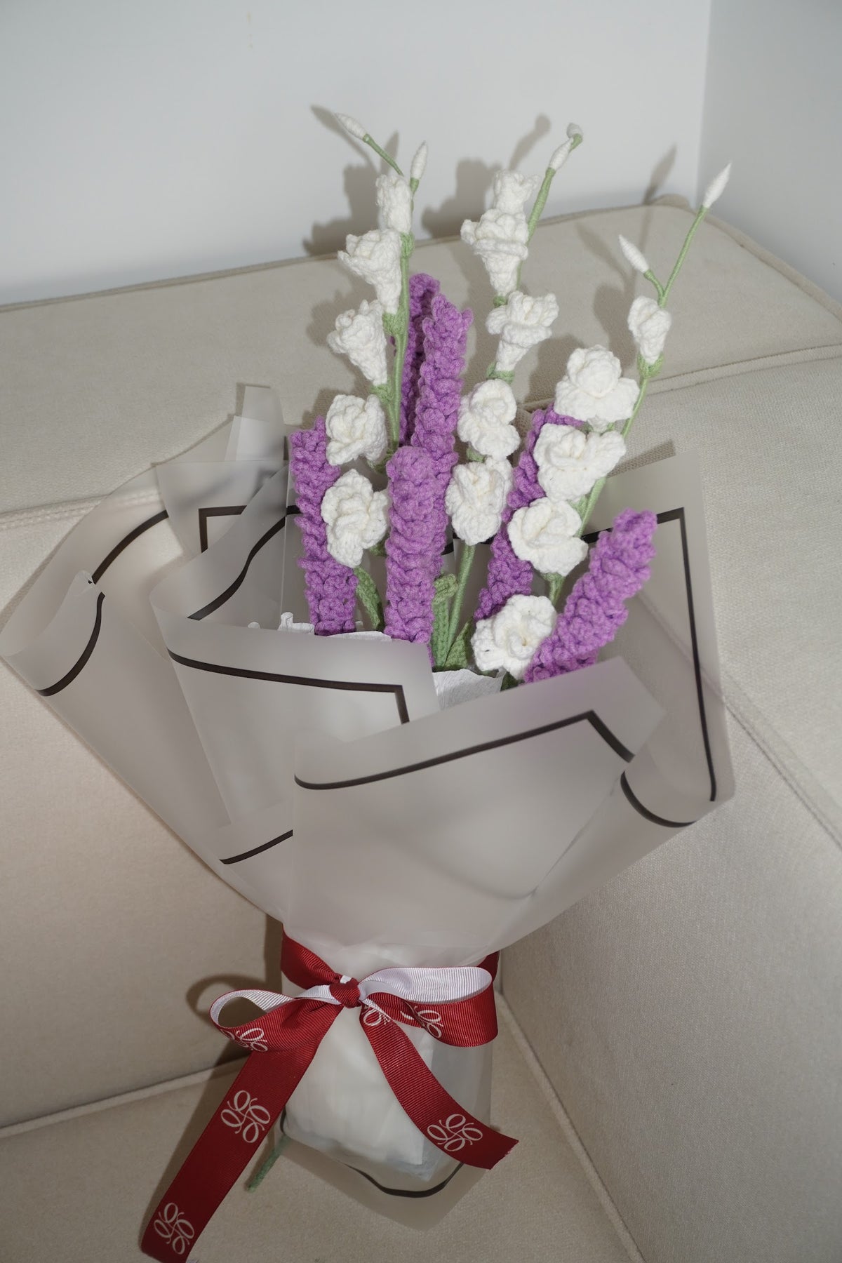 Ramo coreano en papel esmerilado con lavanda en crochet – Olga's Gallery